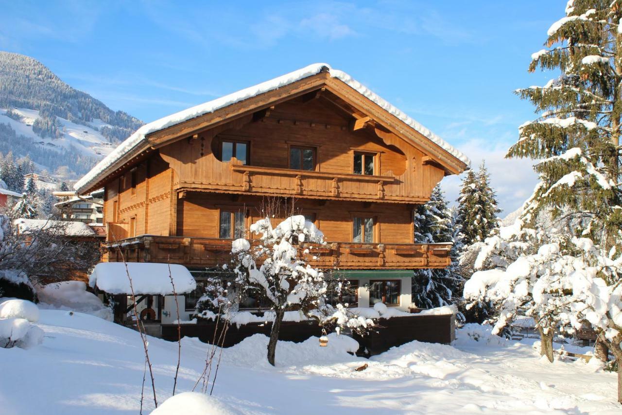 Hillside Apartments Pircher Fuegen Luaran gambar
