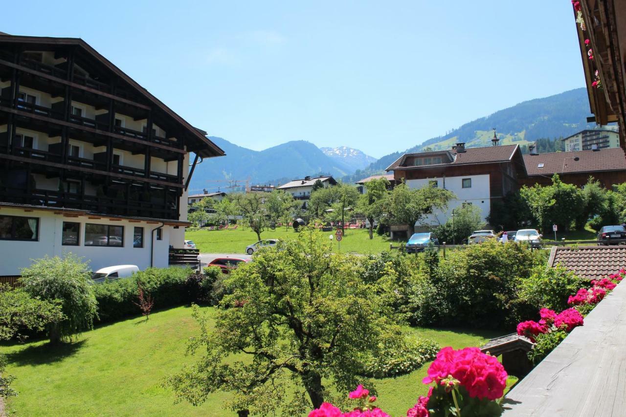 Hillside Apartments Pircher Fuegen Luaran gambar